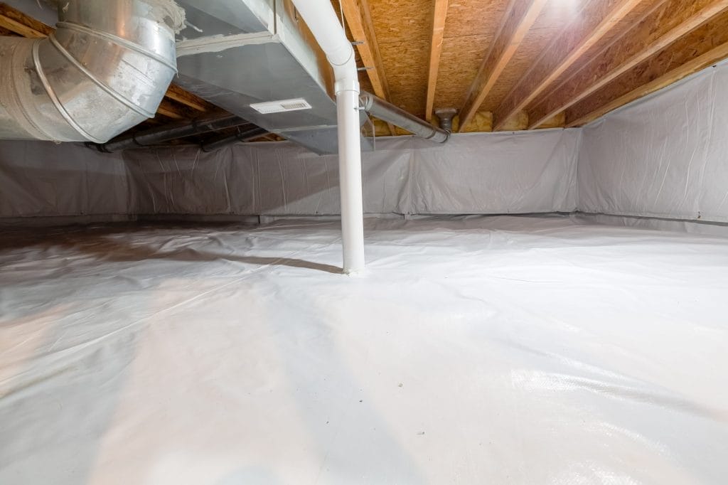 Encapsulated crawlspace with vapor barrier and ducts